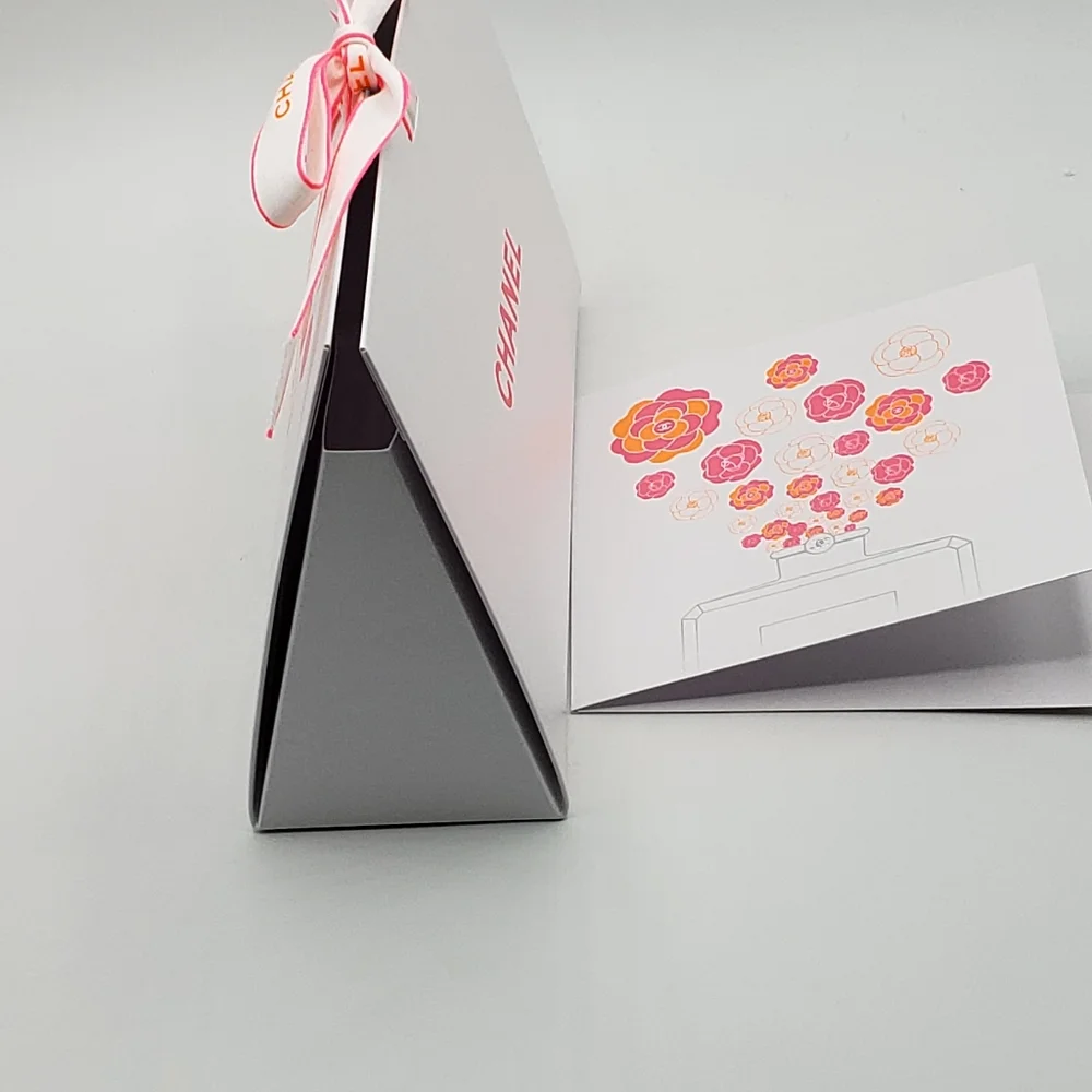 CHANEL Gift Bag with Card